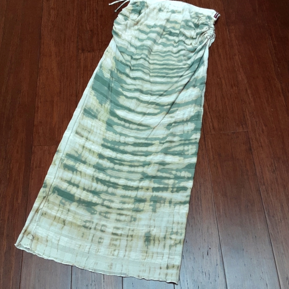 Adorable Womens Long Skirt
